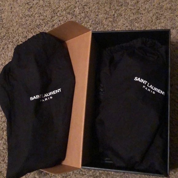 Authentic Lipstick Red Saint Laurent MENS Sneakers - Picture 3 of 7